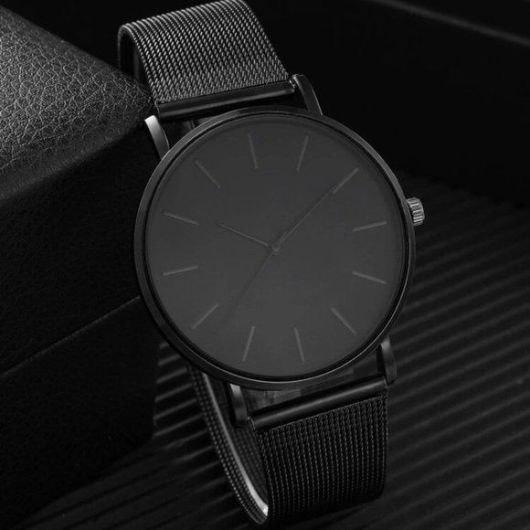 New Men’s Sleek Black On Black Stainless Steel Round Pointer Quartz Watch - Picture 7 of 12